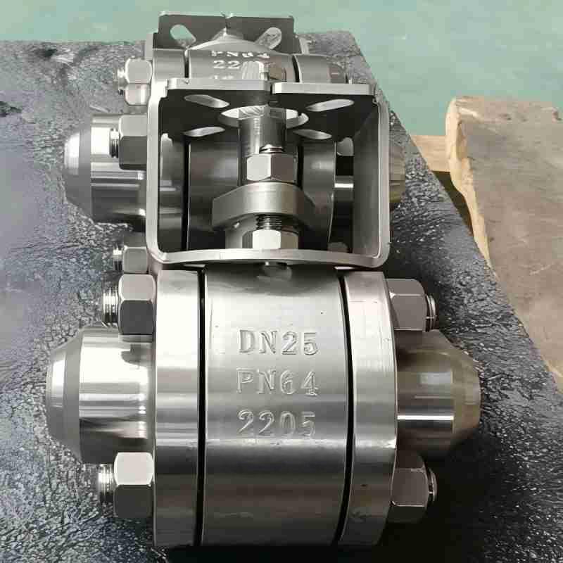 Q61F, Q61N-2205 duplex steel three-piece welded balls,2205 duplex steel three-piece welded balls